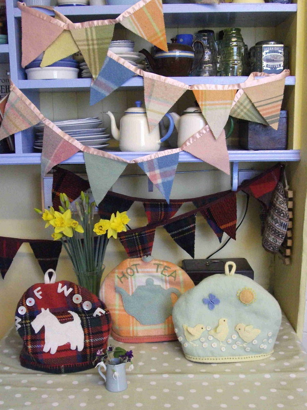 teacosies and bunting made of upcycled vintage woolPicture